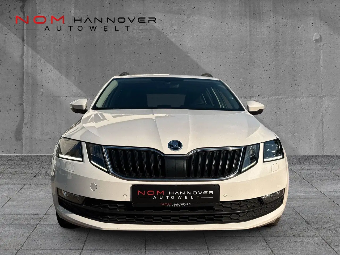 Skoda Octavia 1.6 TDI Combi ACC/APP/SHZ/PDC/L-RADHEIZ/ Weiß - 2