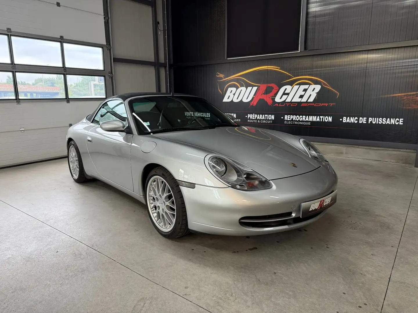 Porsche 996 Carrera 4 Argento - 1