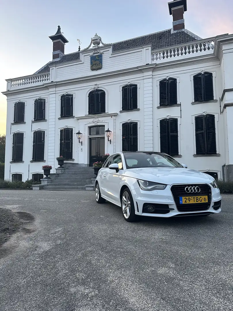 Audi A1 1.2 TFSI Pro Line S nieuwe APK PANO/NAVI Wit - 2