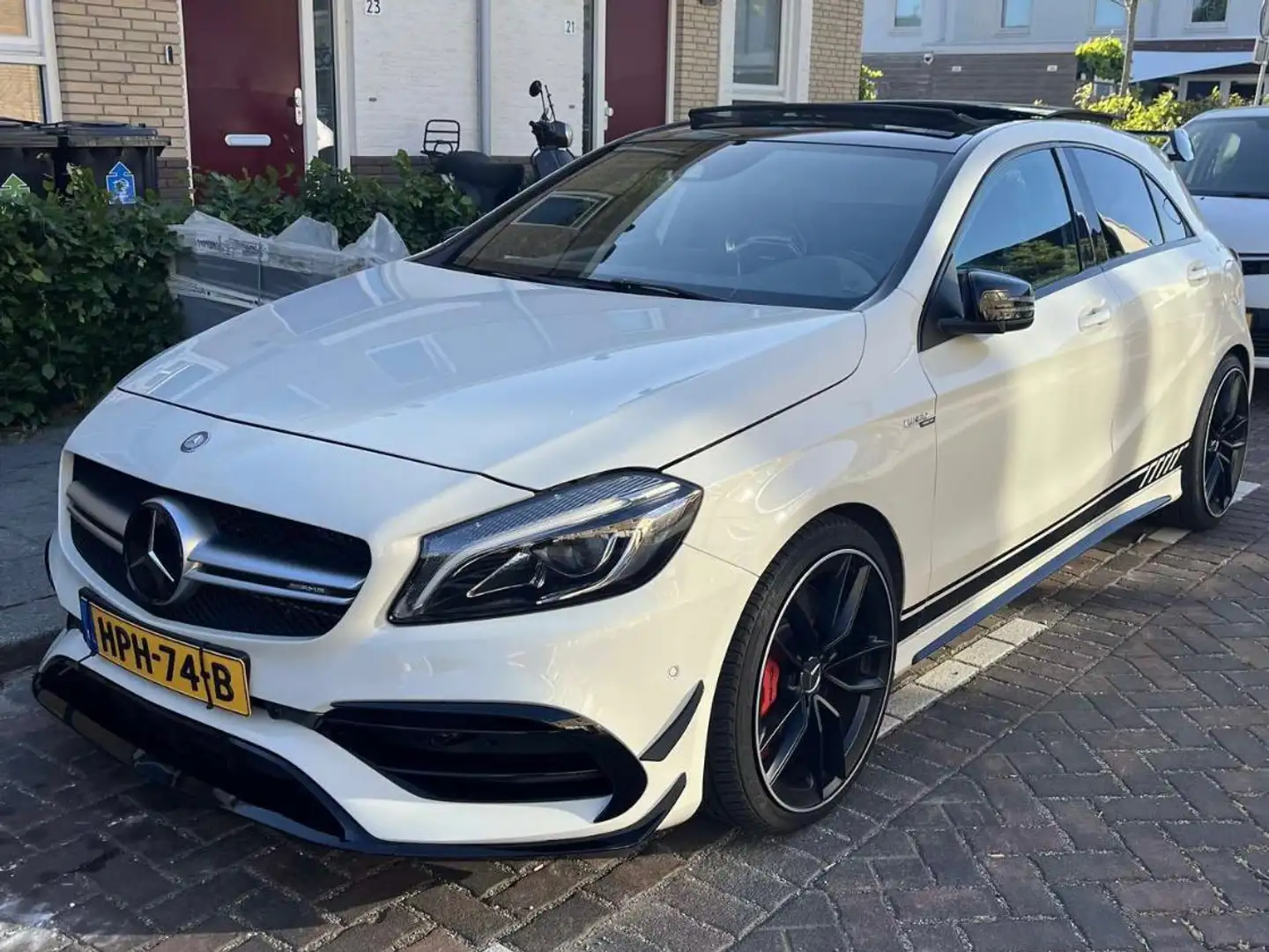 Mercedes-Benz A 45 AMG 4Matic PANO RECARO DODEHOEK LANE ASS CAM PERFORM Wit - 1