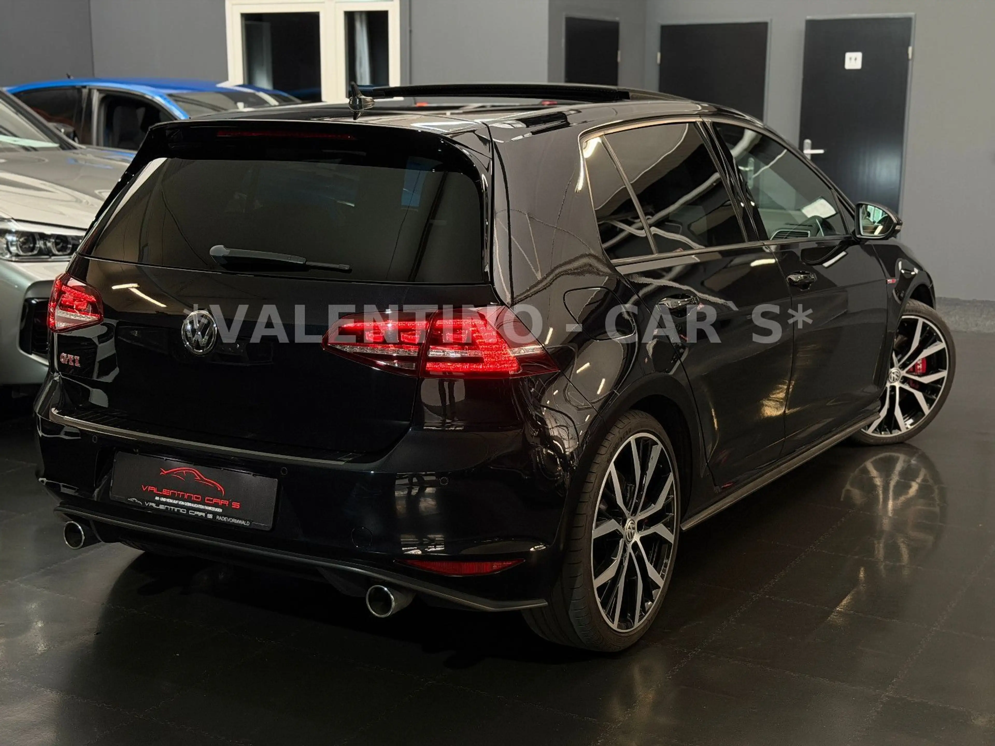 Volkswagen Golf VII GTI Performance DSG/AHK/Nav/Pano/Kamera — photo 10