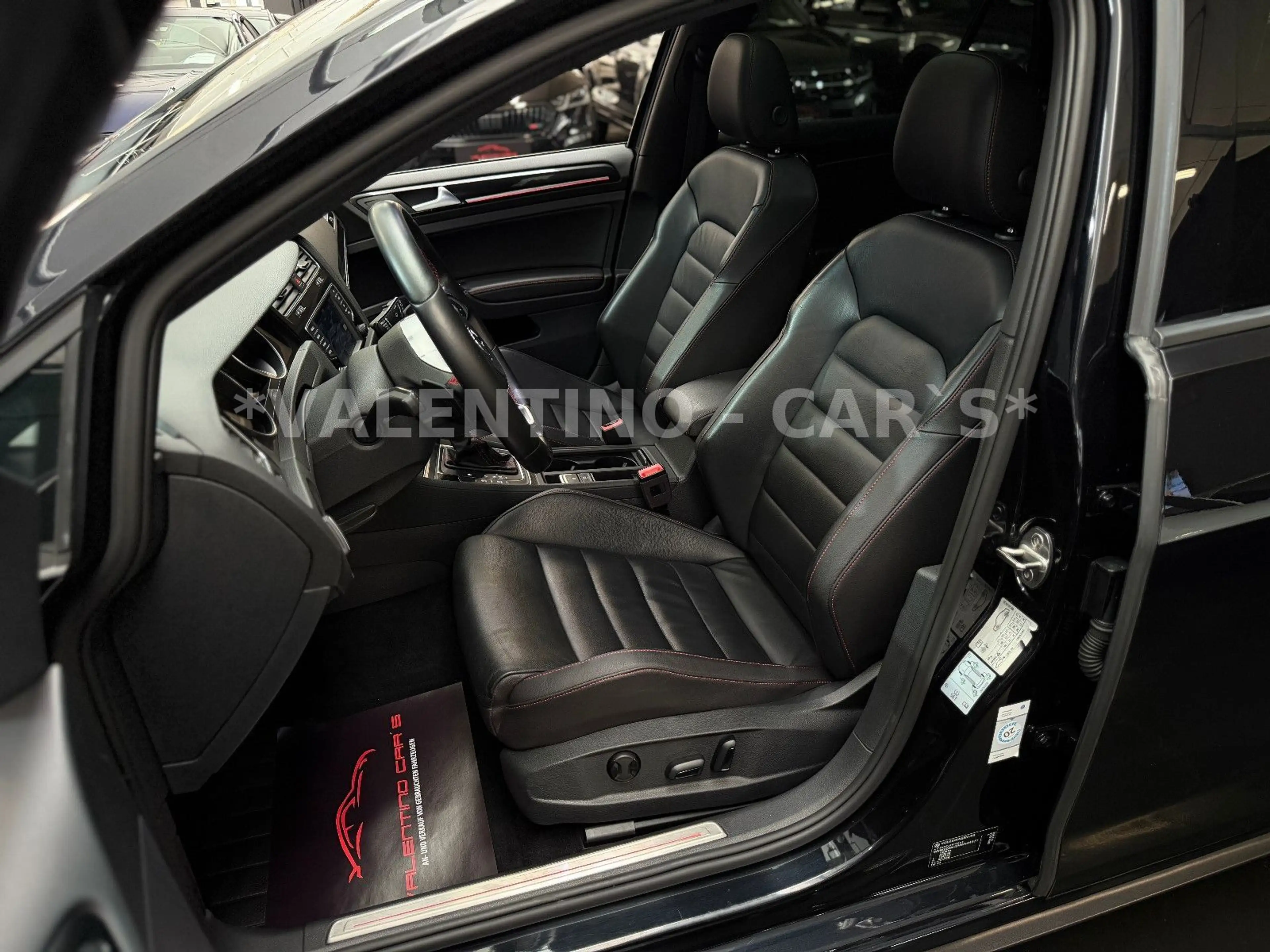 Volkswagen Golf VII GTI Performance DSG/AHK/Nav/Pano/Kamera — photo 15