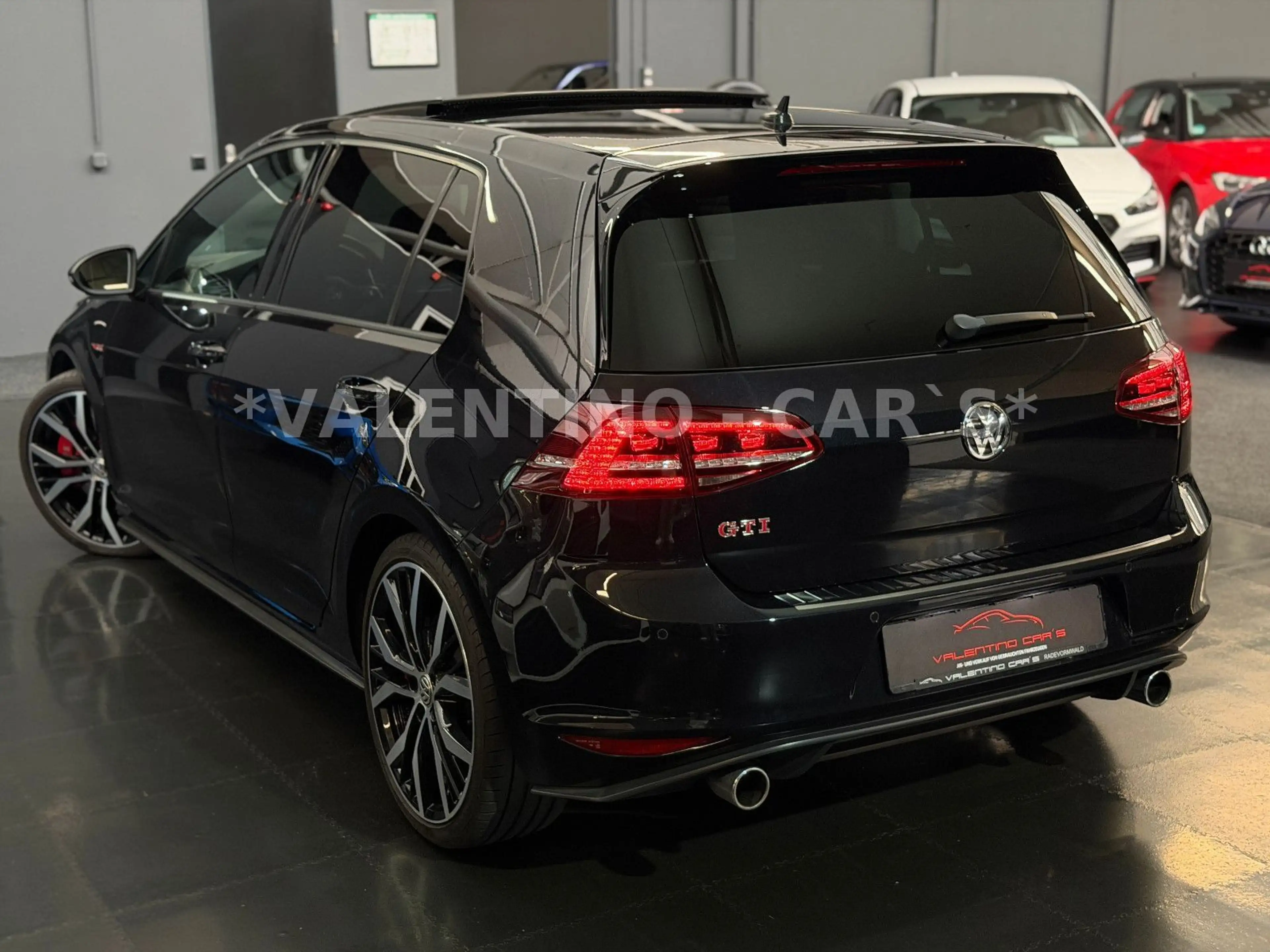 Volkswagen Golf VII GTI Performance DSG/AHK/Nav/Pano/Kamera — photo 12