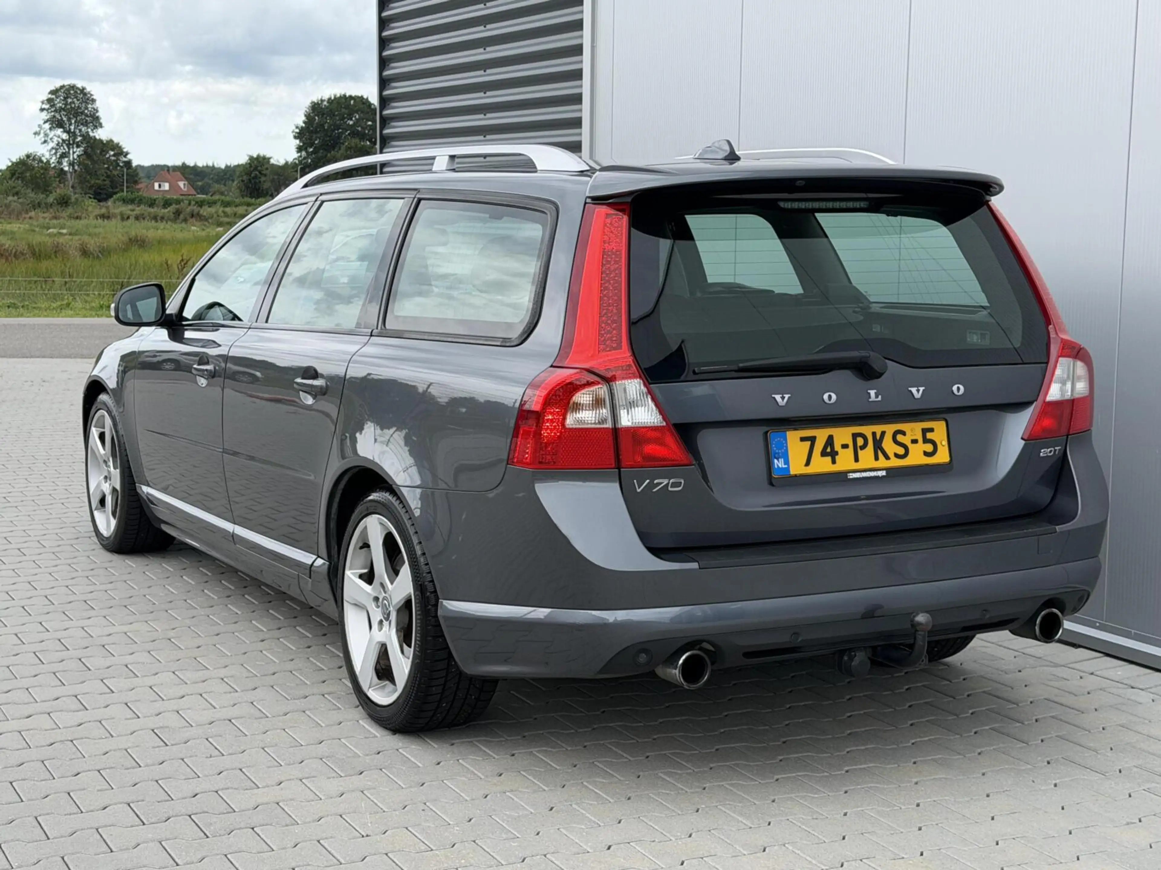 Volvo V70 2.0T Momentum - NL auto - R-design - Nette staat — photo 7