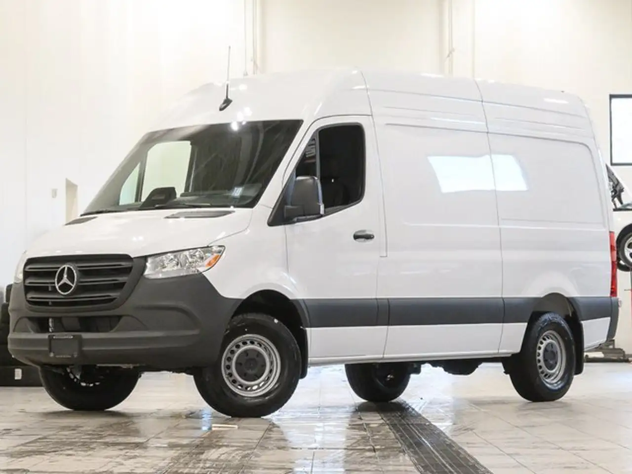 2025 Mercedes-Benz Sprinter