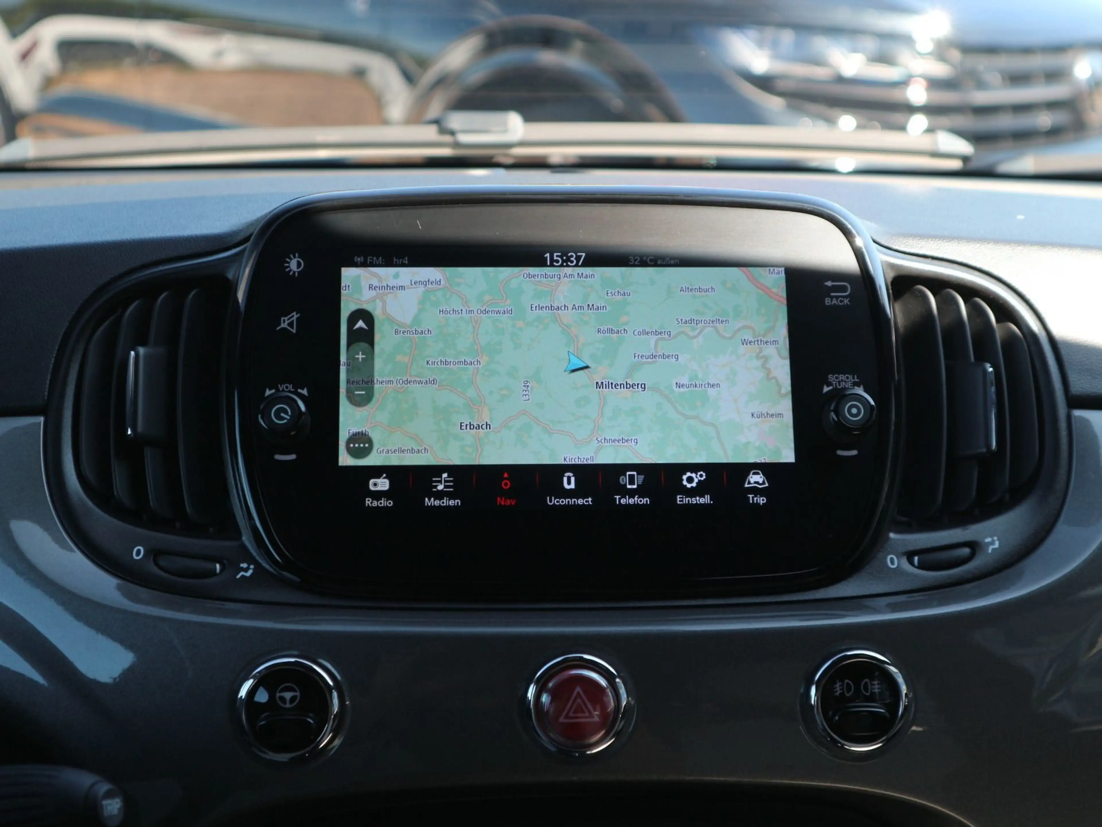 Fiat 500C Dolcevita 1.0 Mild Hybrid DAB+ CARPLAY — photo 12