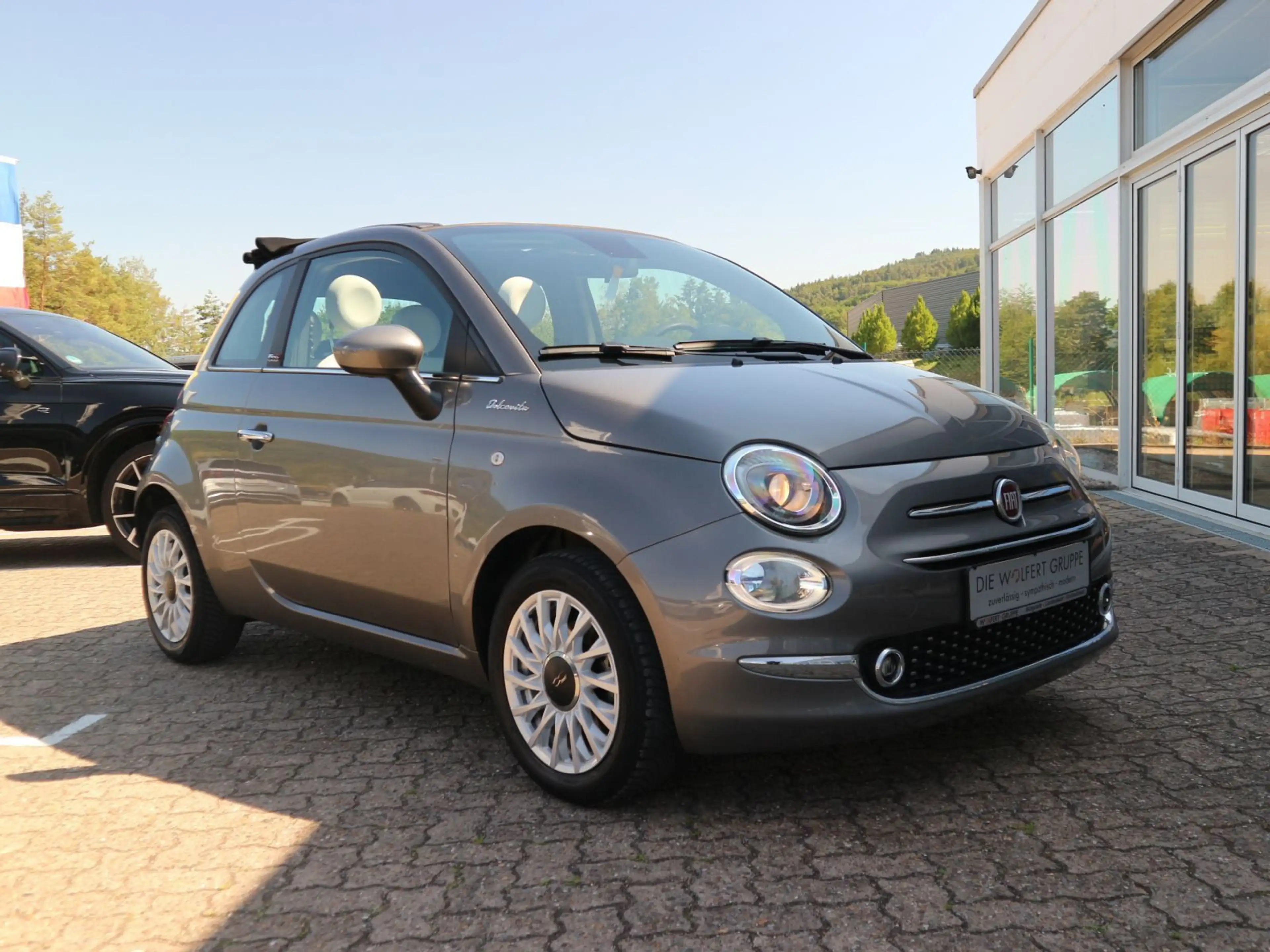 Fiat 500C Dolcevita 1.0 Mild Hybrid DAB+ CARPLAY — photo 4