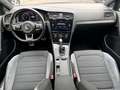 Volkswagen Golf DSG R-Line LED PANO ACC VIRTUAL AHK KEYLESS Noir - thumbnail 19