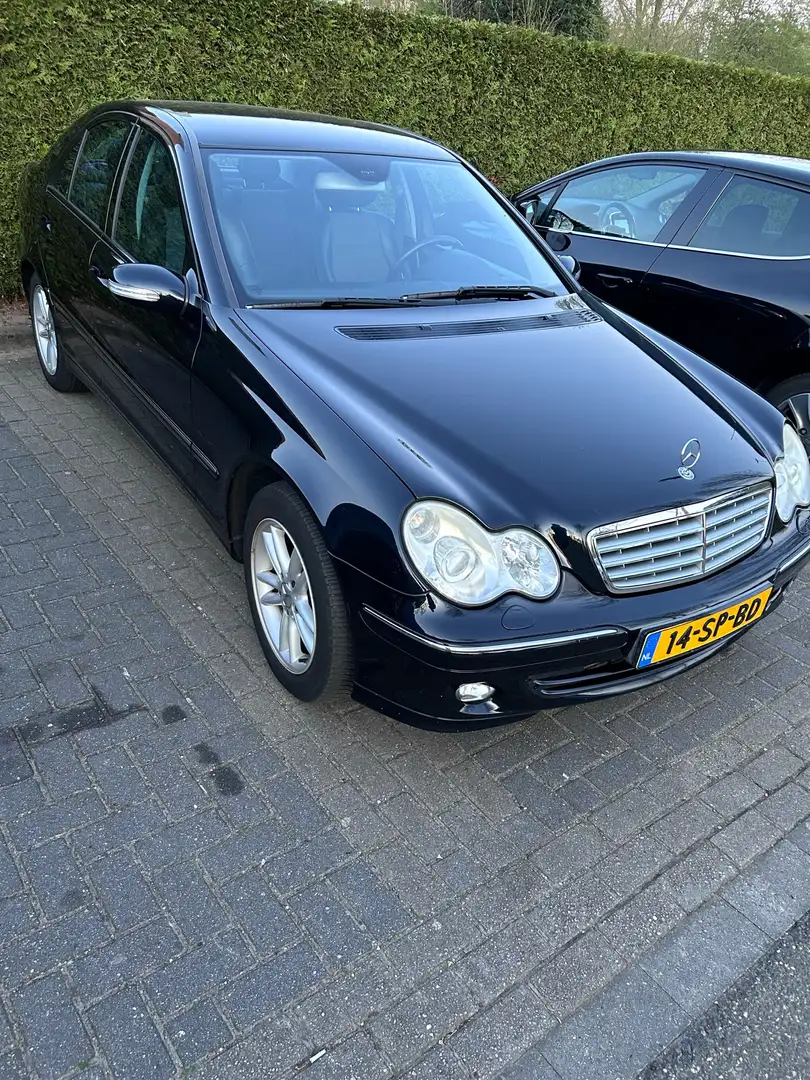 Mercedes-Benz C 180 K. Avantgarde. 6 Bak. Unieke staat! Zwart - 2