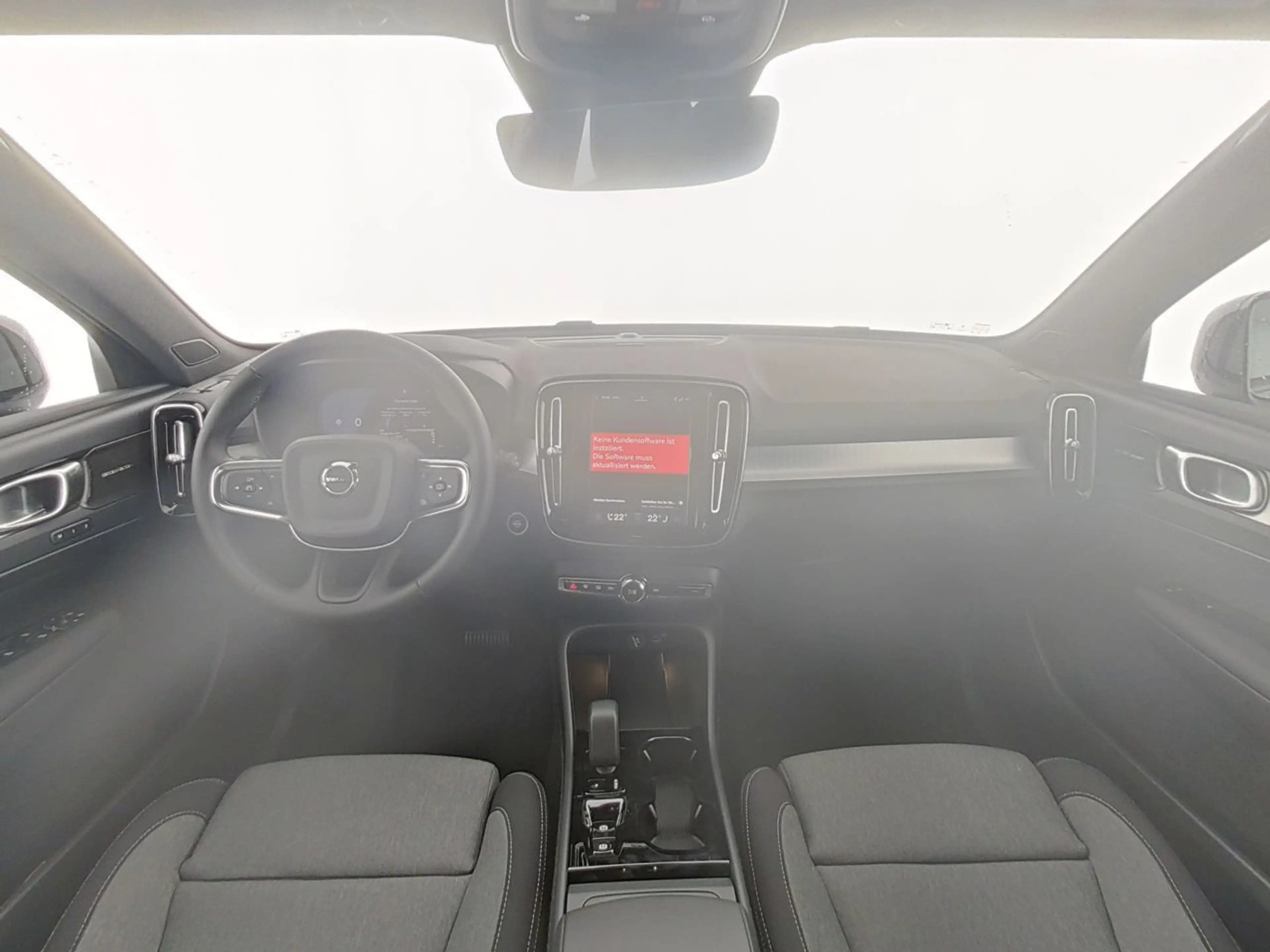 Volvo XC40 B4 Plus Dark 2WD !! STANDHZG. + 360° !! — photo 6