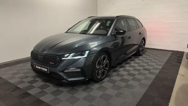 Skoda Octavia main image