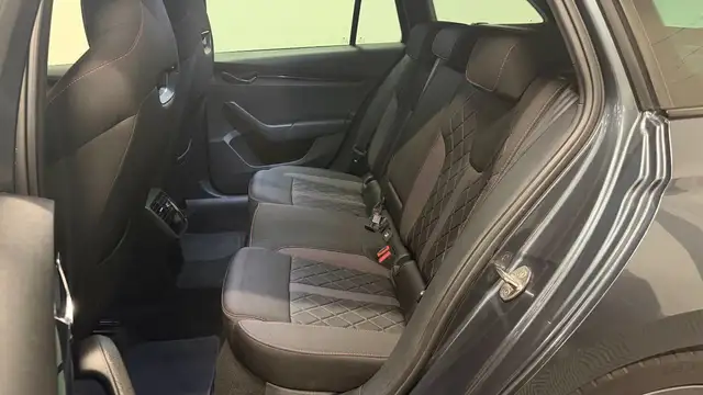Skoda Octavia view 7