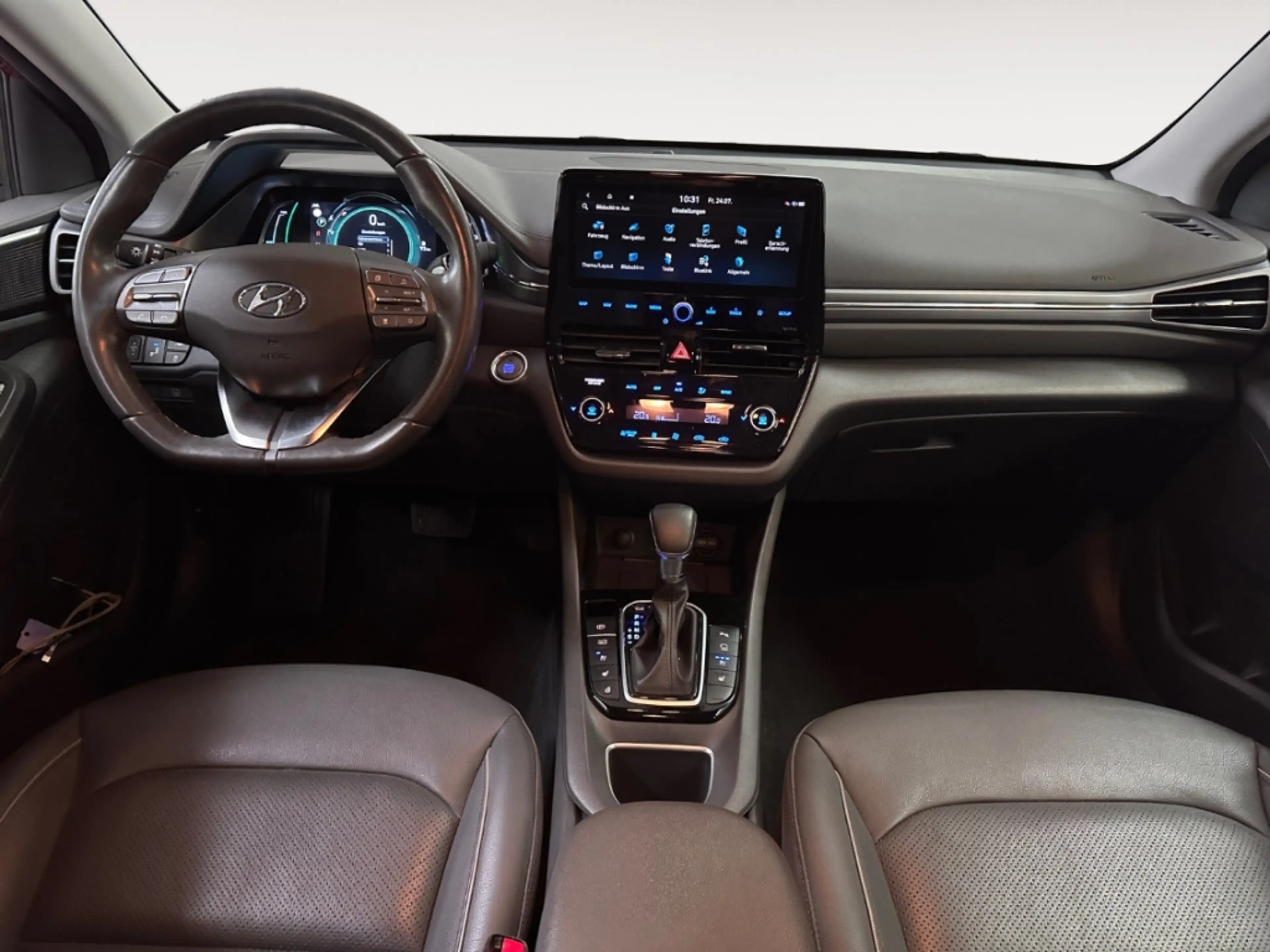 Hyundai IONIQ Premium GDI AUTOMATIK NAV LED DIG-DISPLAY KAMERA A — photo 13