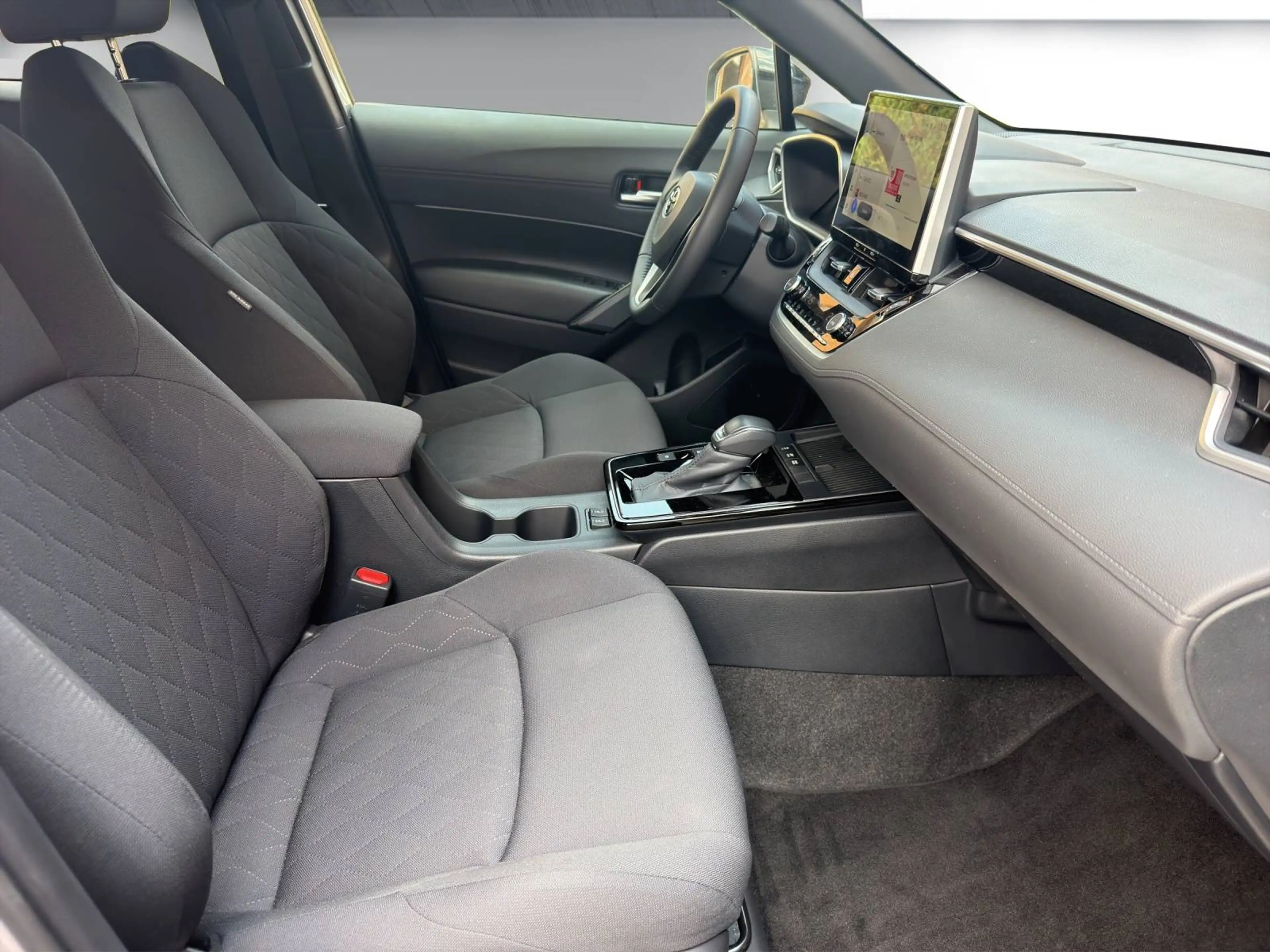 Toyota Corolla Cross Corolla Cross Hybrid 1.8 Style — photo 13