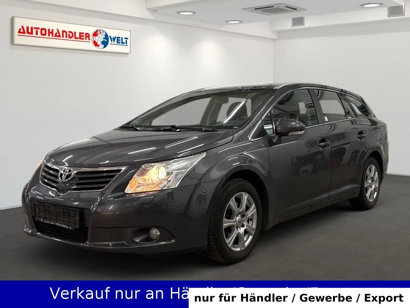 Toyota Avensis Kombi 1.8i aus 1.Hand AAC SHZ Navi AHK Grau - 1