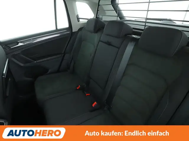 Volkswagen Tiguan view 14