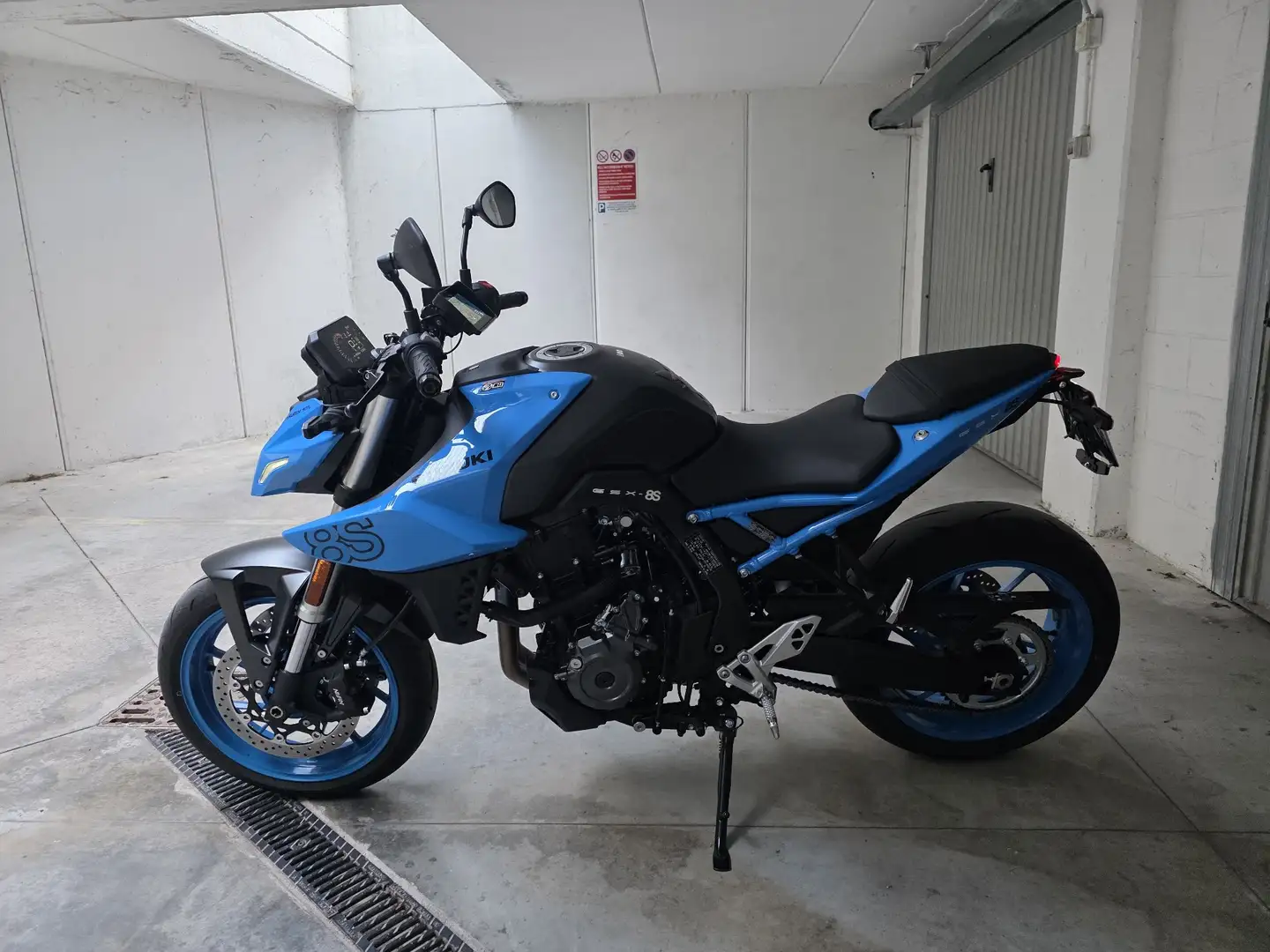 Suzuki GSX 8S Blu/Azzurro - 2