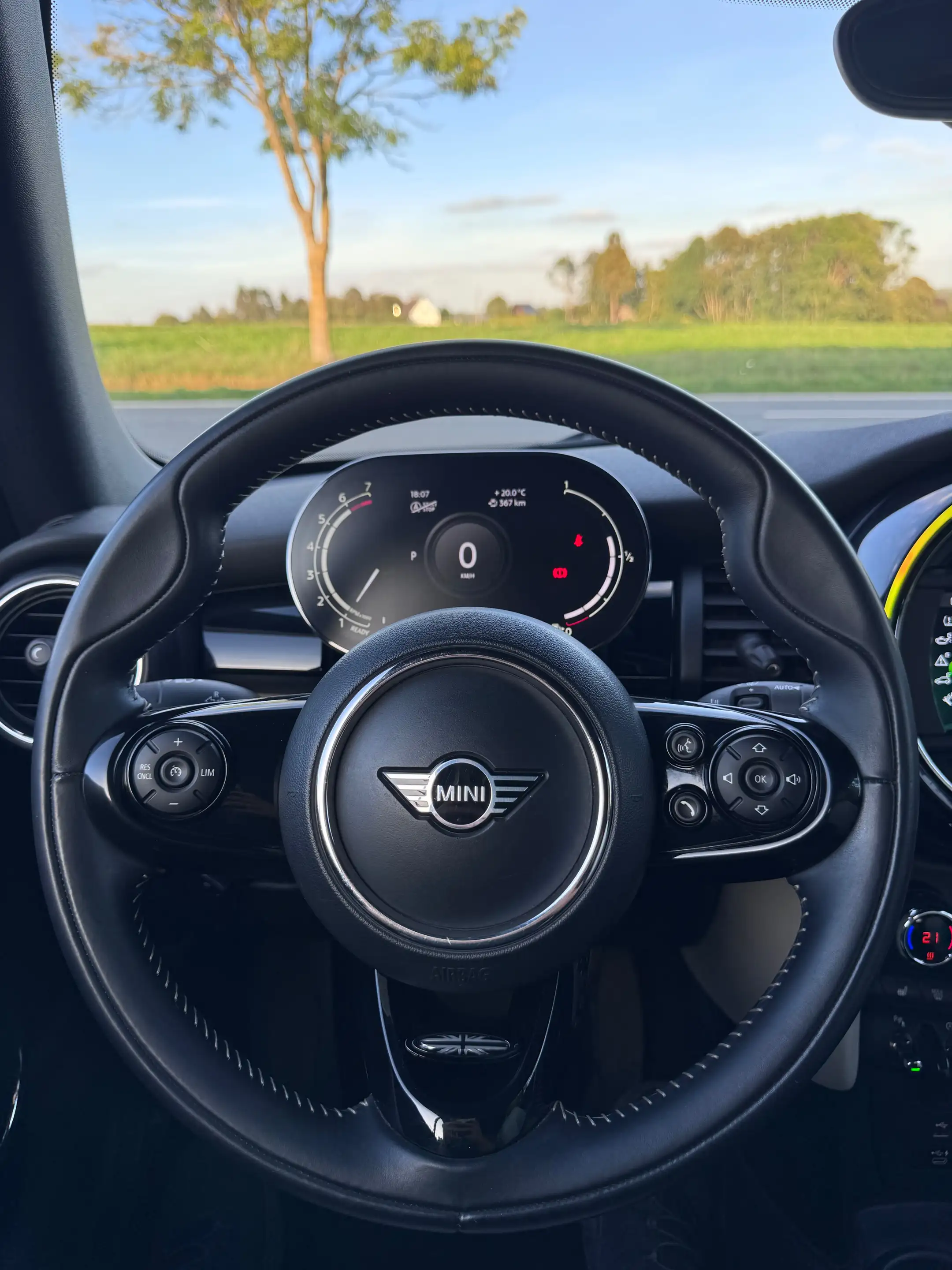 MINI Cooper Cabrio 1.5A automaat/keyless/leder/digitaal dashboard/sfeerlicht/carplay/zetelverwarming/mini historiek… — photo 15