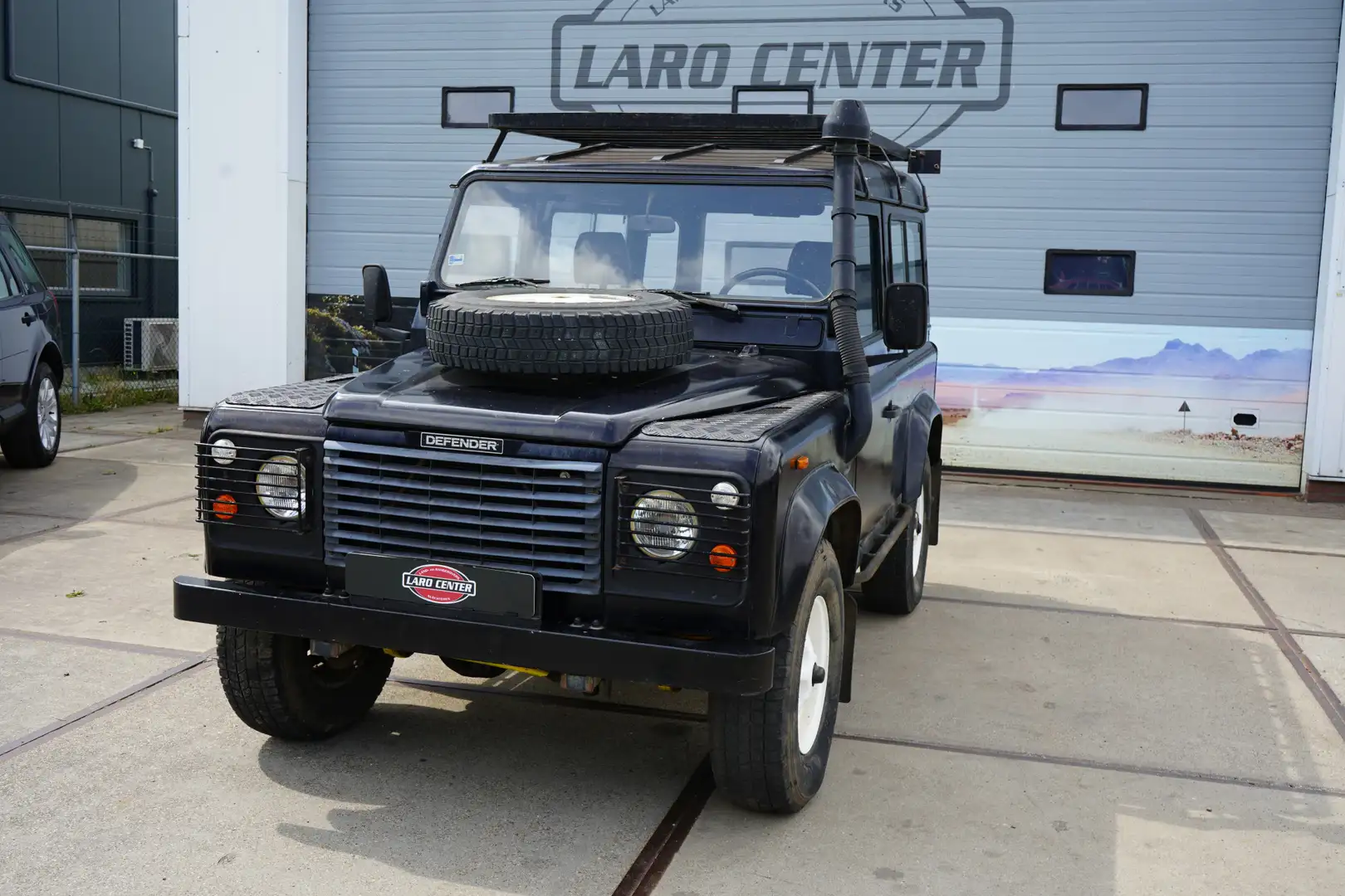Land Rover Defender 90 stationwagon - 1