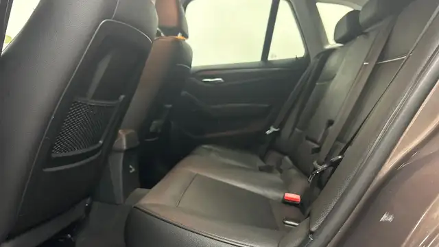 BMW X1 view 12