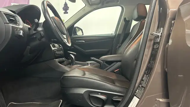 BMW X1 view 10