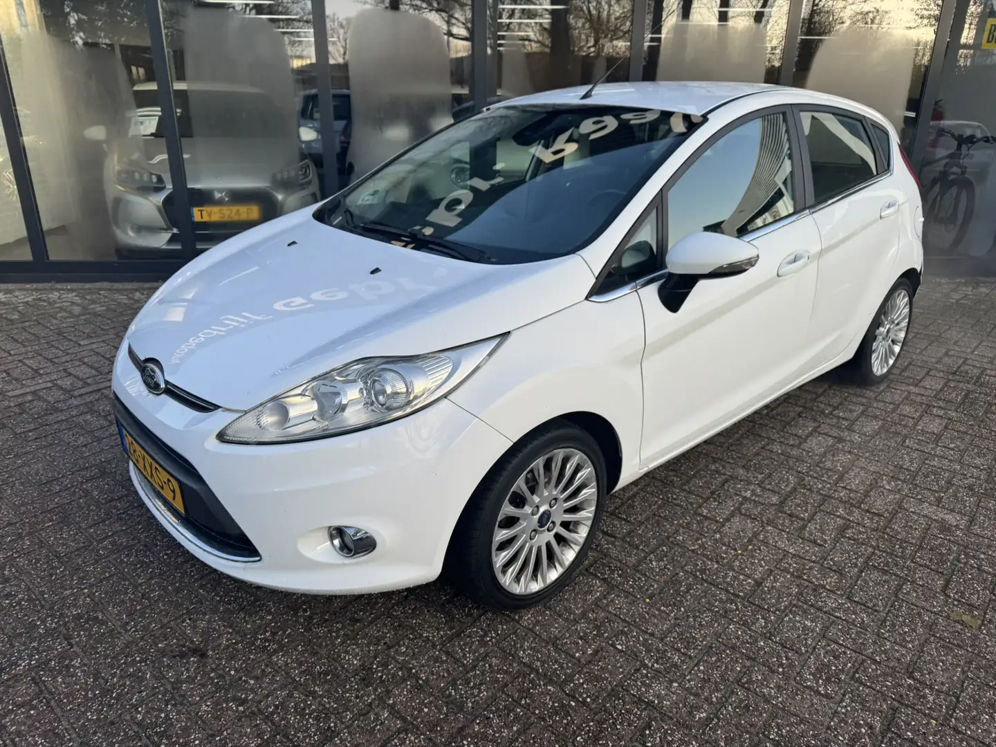 Ford Fiesta 1.6 TDCi Titanium*ECC*EXPORTPRIJS* White - 2