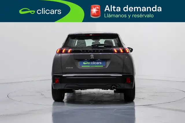 Peugeot 2008 view 4
