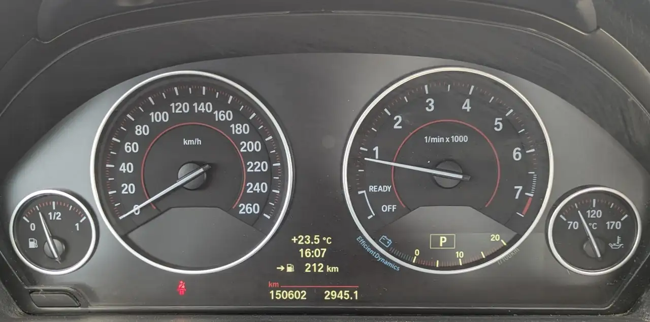 BMW 4 Series снимка BMW 4 Series