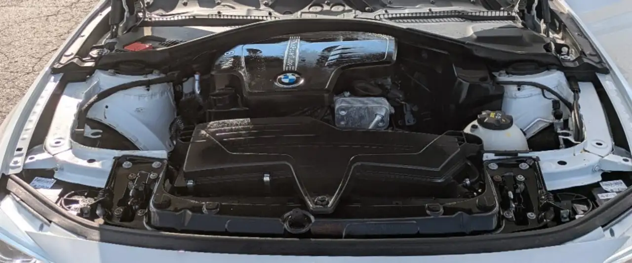 BMW 4 Series снимка BMW 4 Series