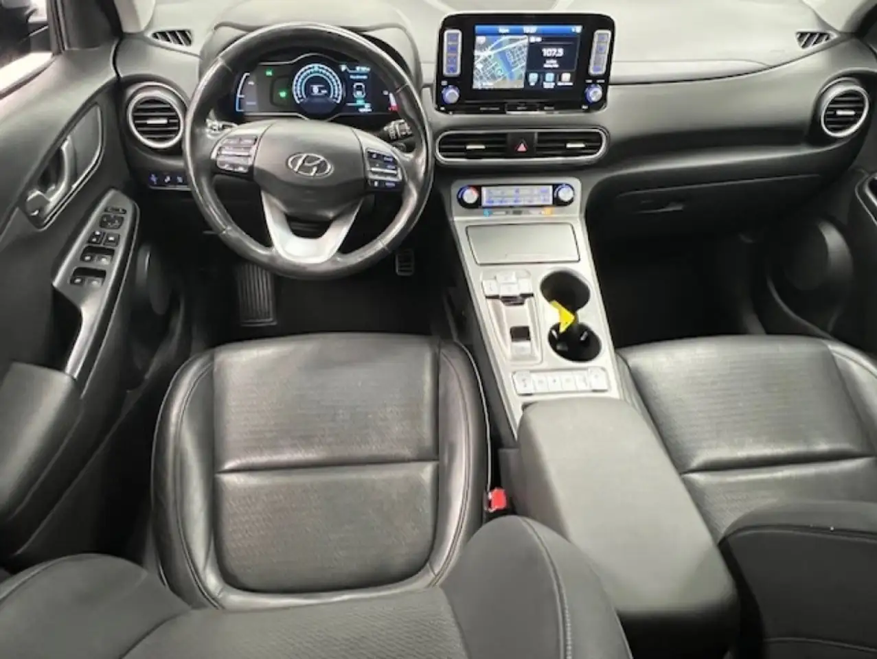 Hyundai KONA снимка Hyundai KONA