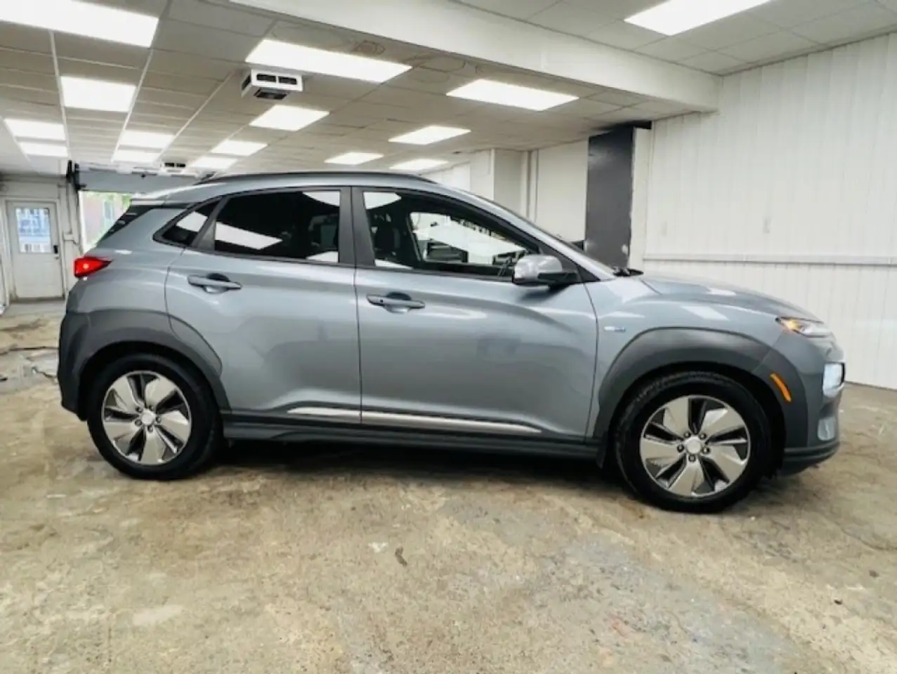 Hyundai KONA снимка Hyundai KONA