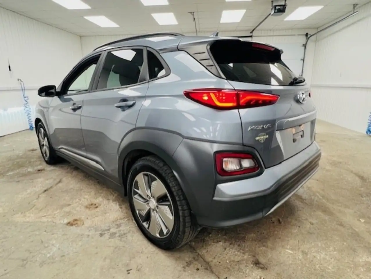 Hyundai KONA снимка Hyundai KONA