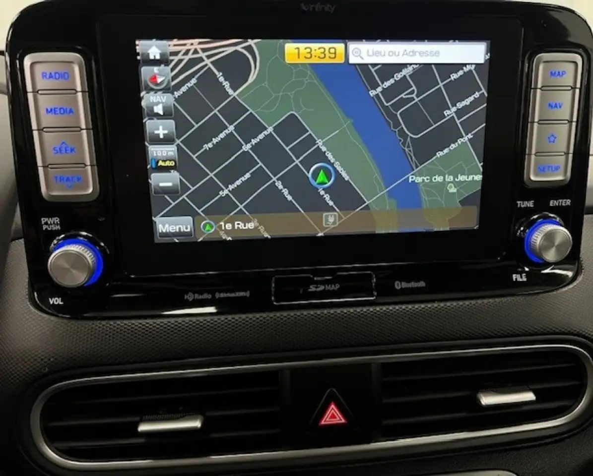 Hyundai KONA снимка Hyundai KONA