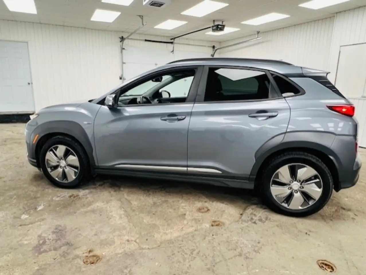 Hyundai KONA снимка Hyundai KONA