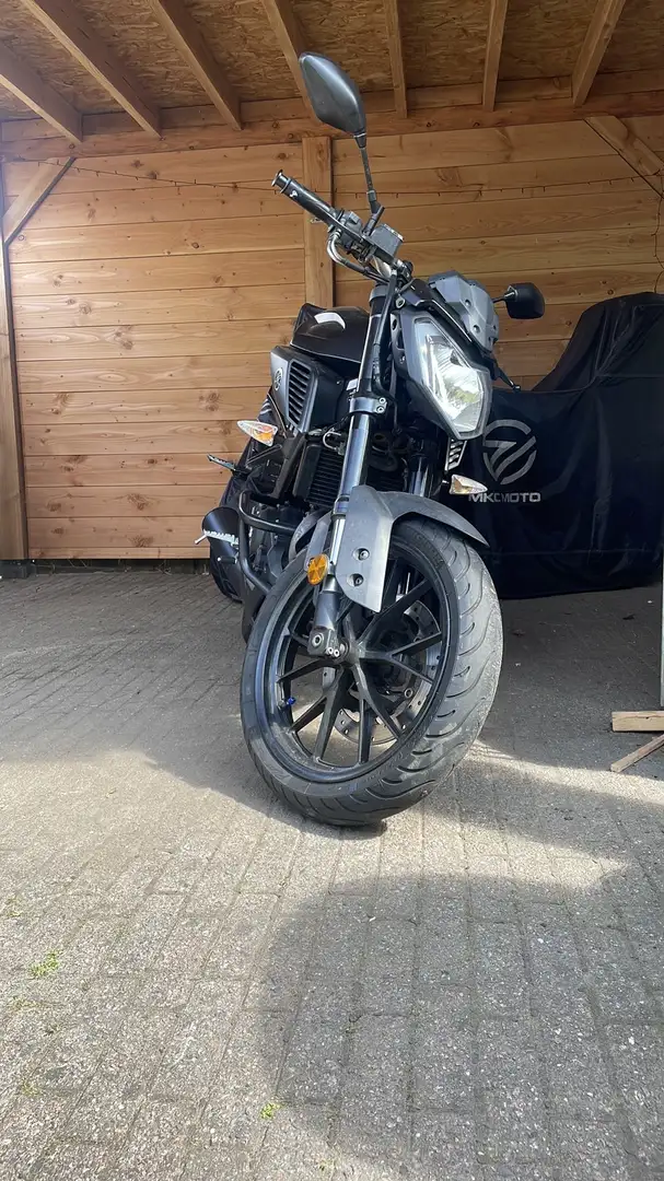 Yamaha MT-125 Zwart - 2