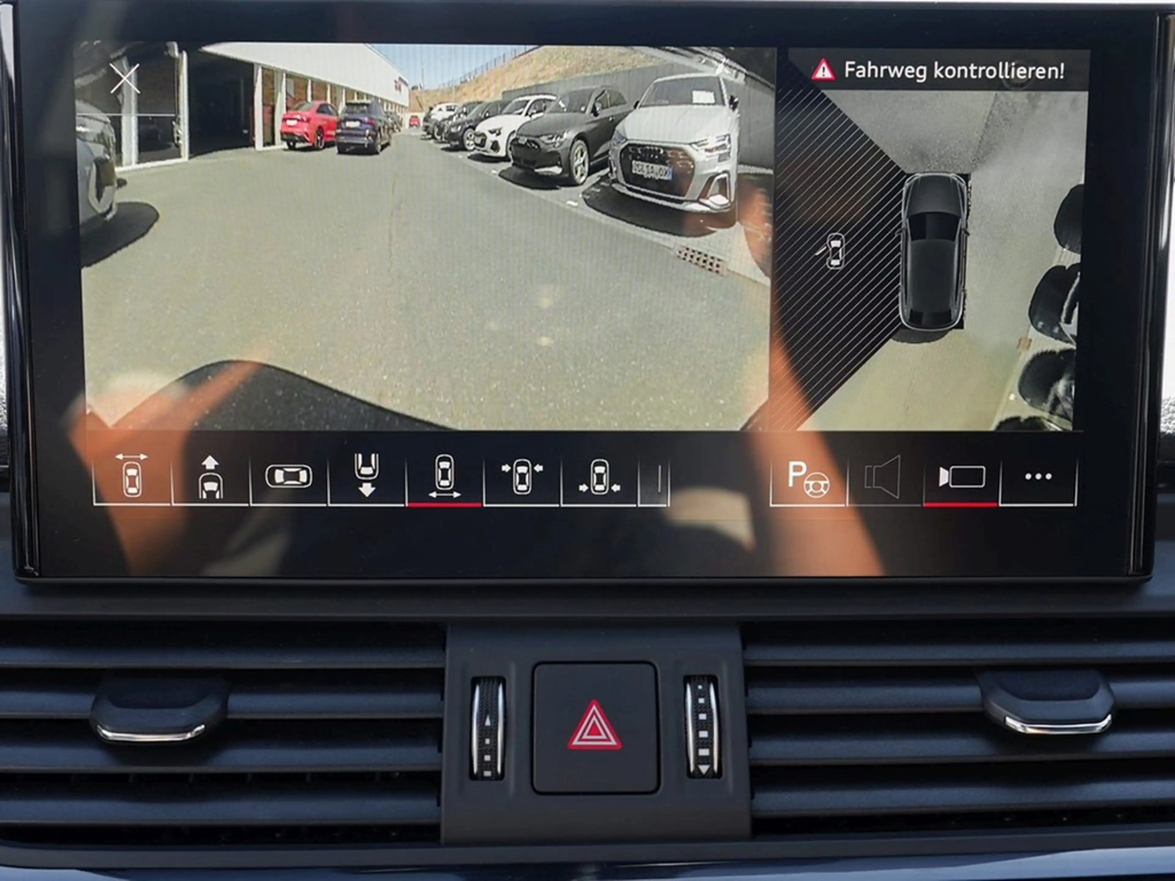 Audi SQ5 Sportback 3.0 TDI Leder Matrix AHK B&O ACC — photo 13