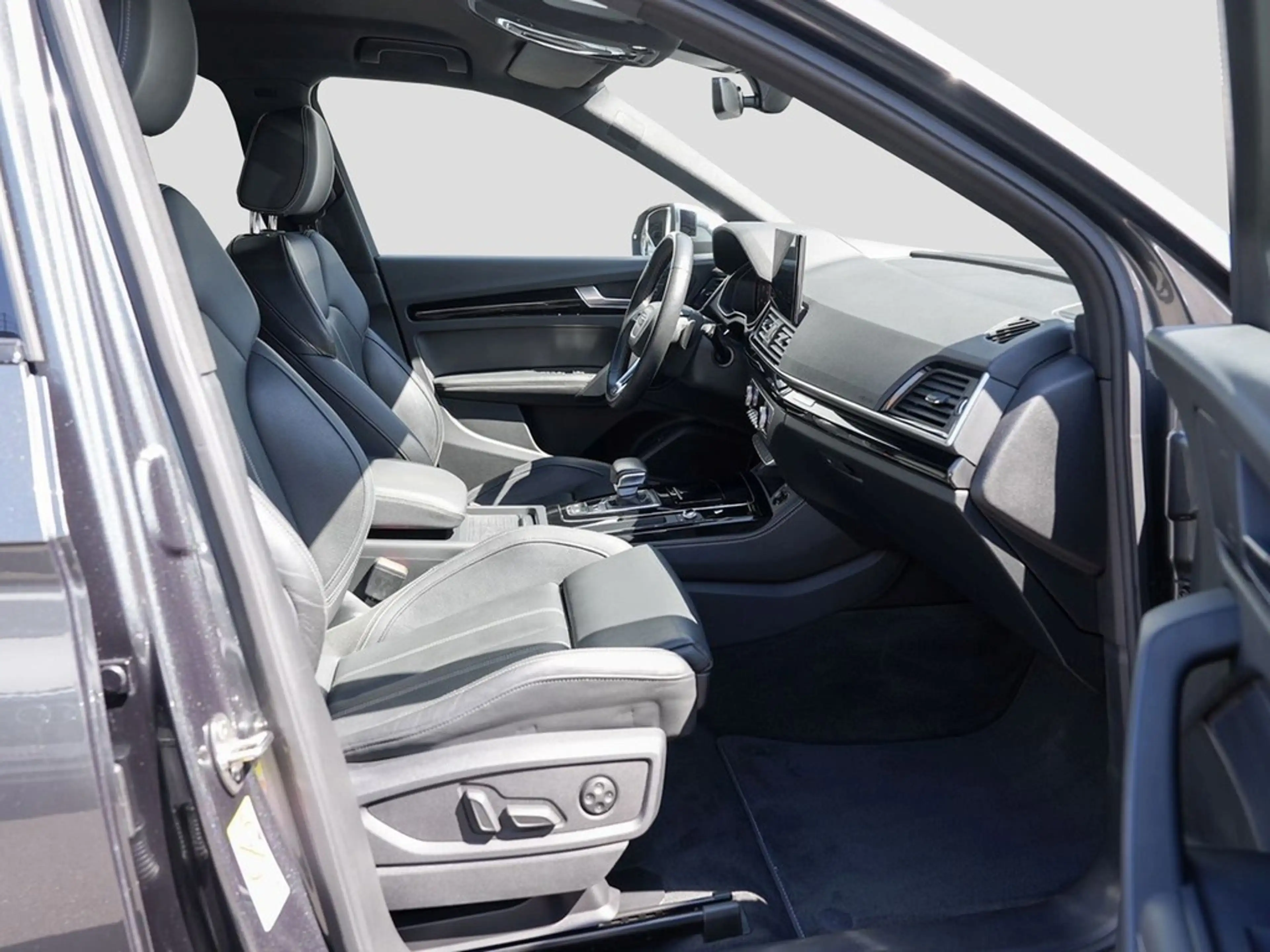 Audi SQ5 Sportback 3.0 TDI Leder Matrix AHK B&O ACC — photo 11