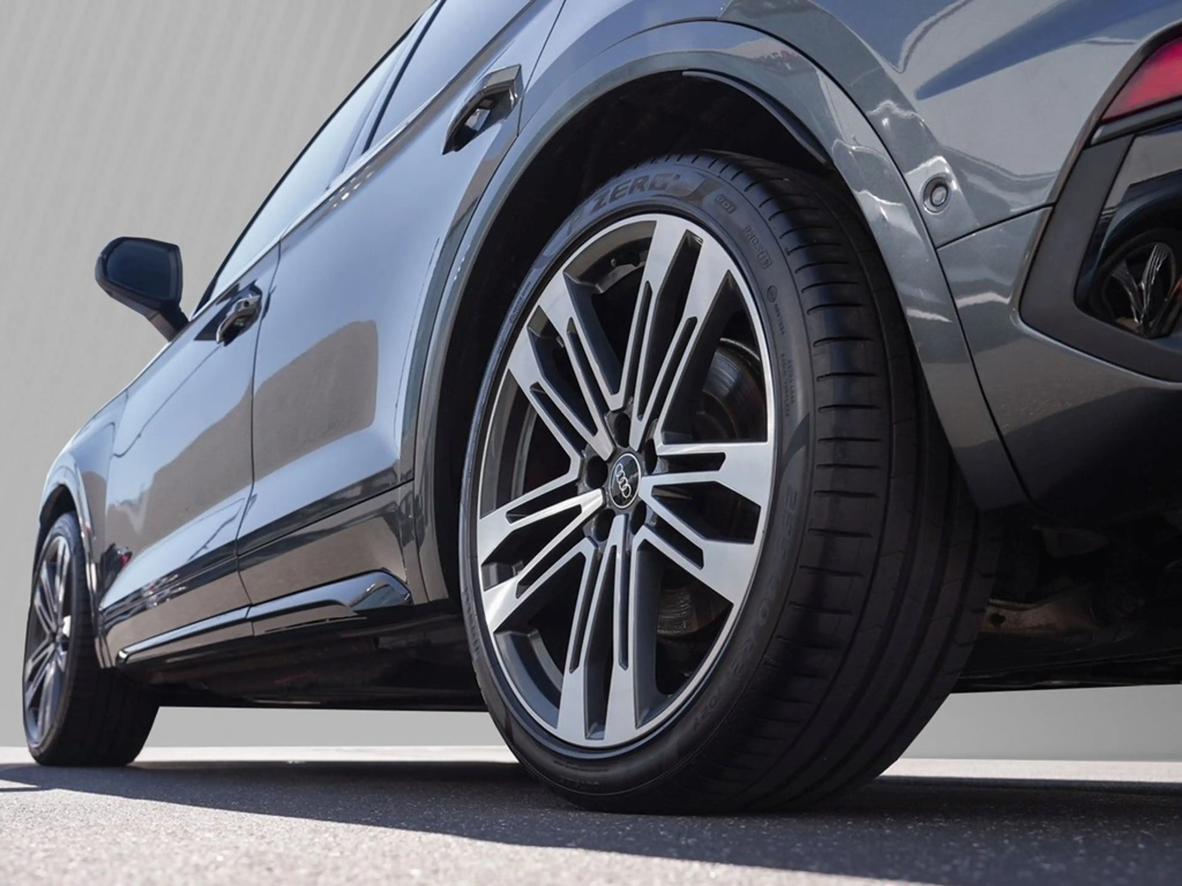 Audi SQ5 Sportback 3.0 TDI Leder Matrix AHK B&O ACC — photo 7