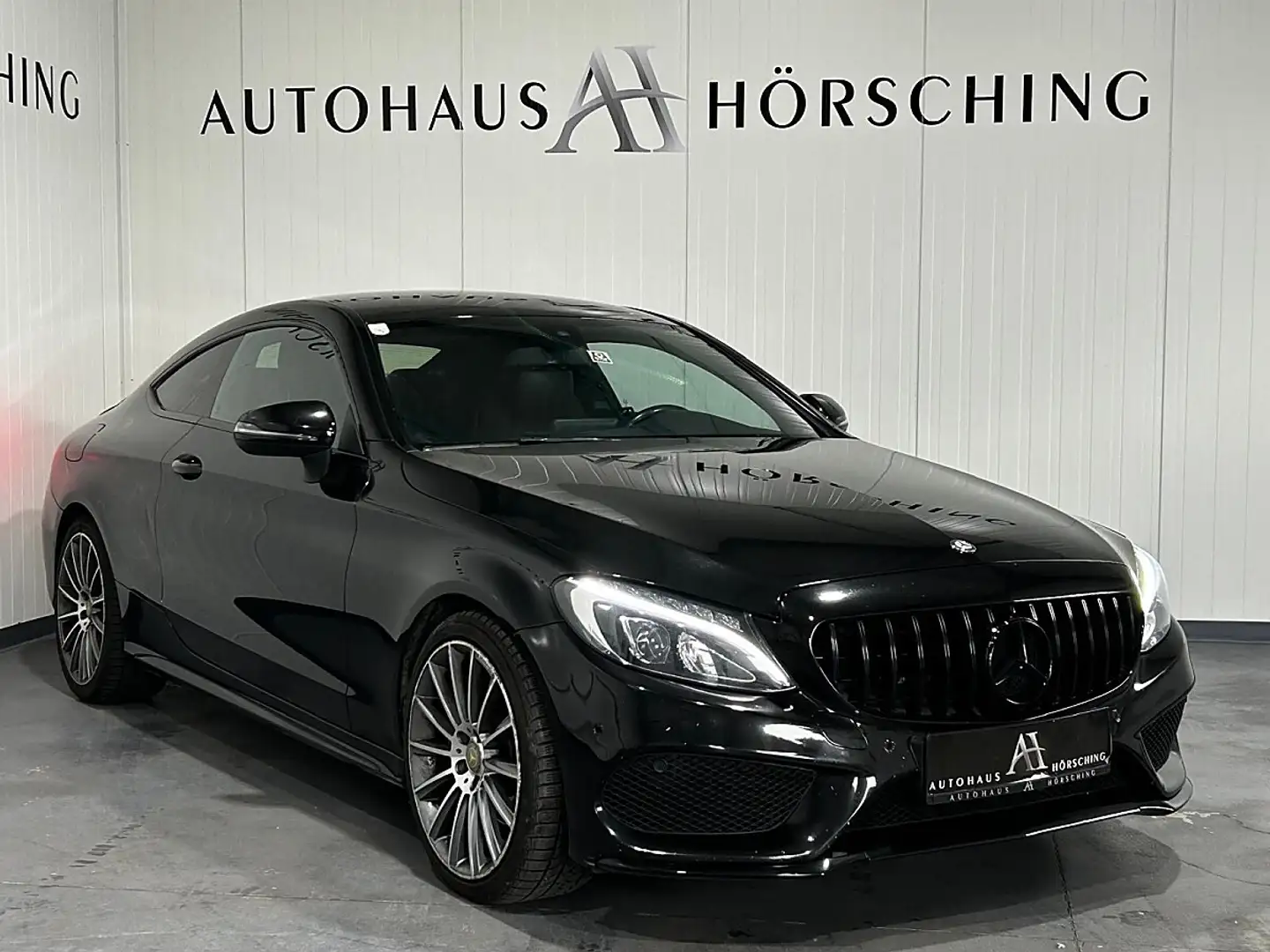 Mercedes-Benz C 220 d Coupe Aut. Schwarz - 1