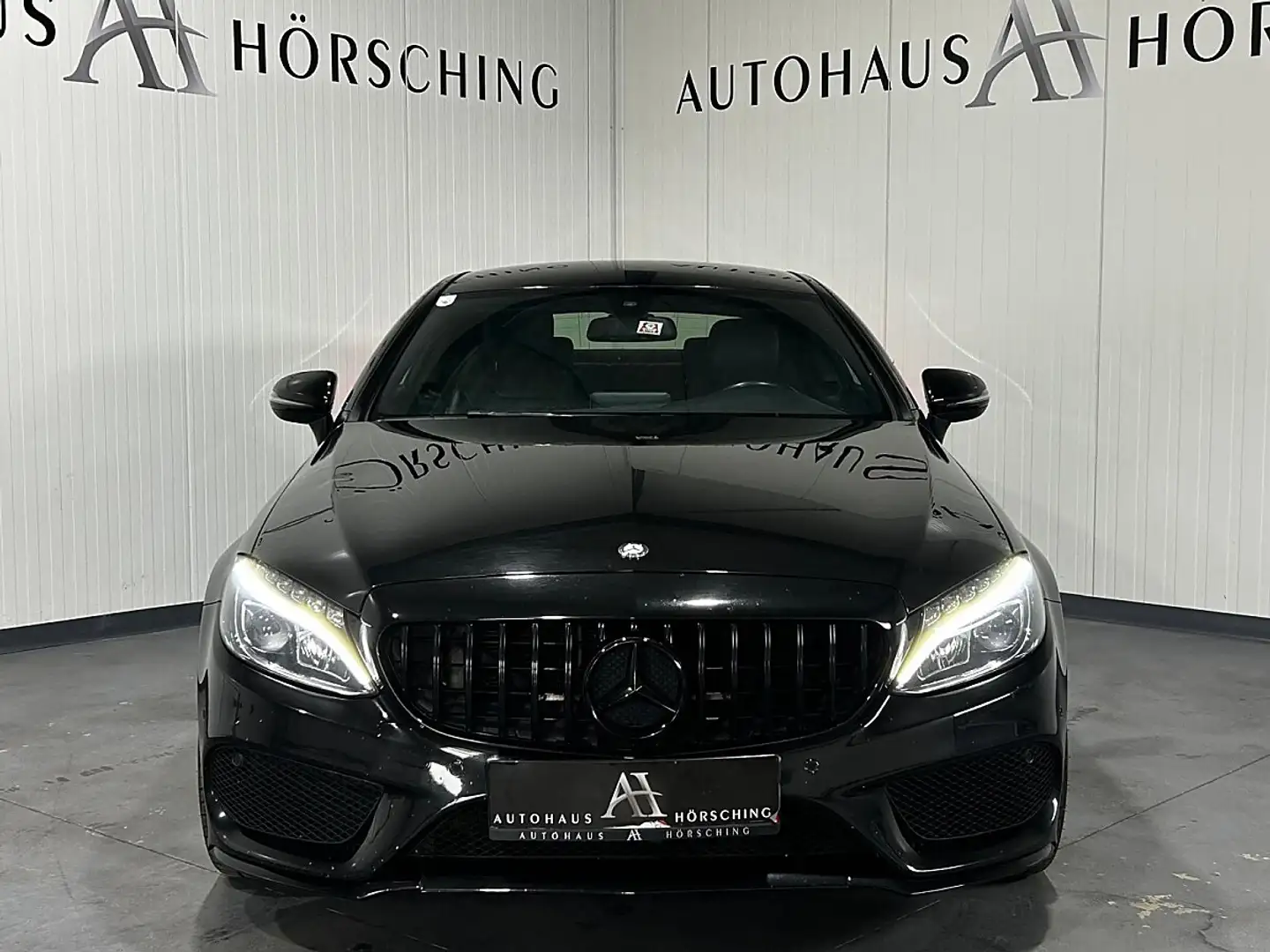Mercedes-Benz C 220 d Coupe Aut. Schwarz - 2