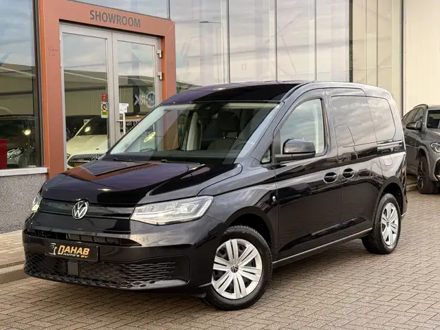 Volkswagen Caddy view 3