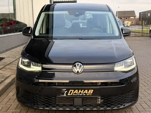 Volkswagen Caddy view 9