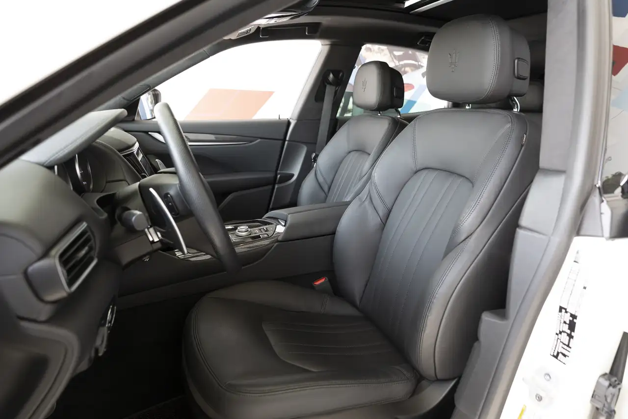 Maserati Levante снимка Maserati Levante