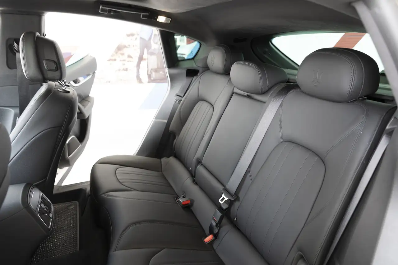 Maserati Levante снимка Maserati Levante