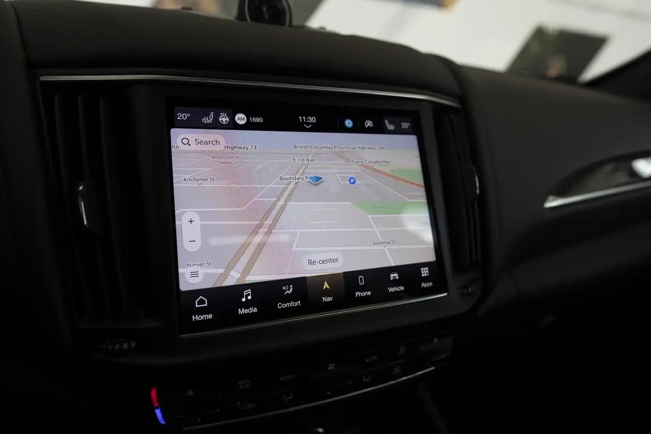 Maserati Levante снимка Maserati Levante