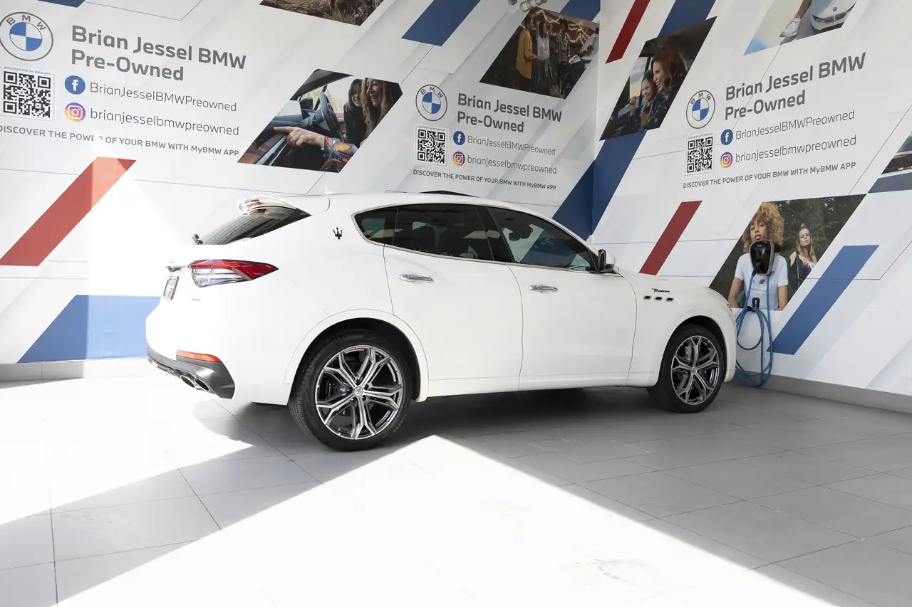Maserati Levante снимка Maserati Levante