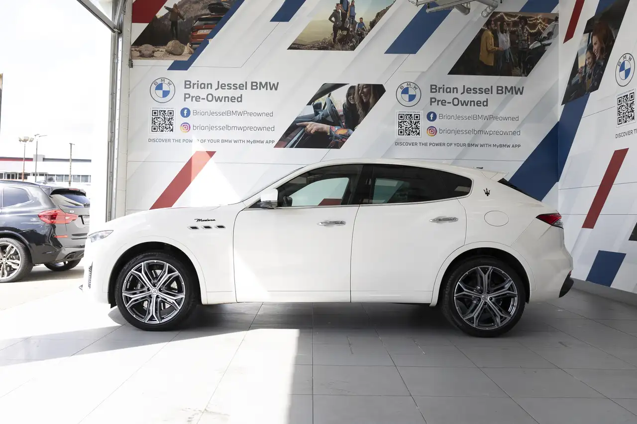 Maserati Levante снимка Maserati Levante