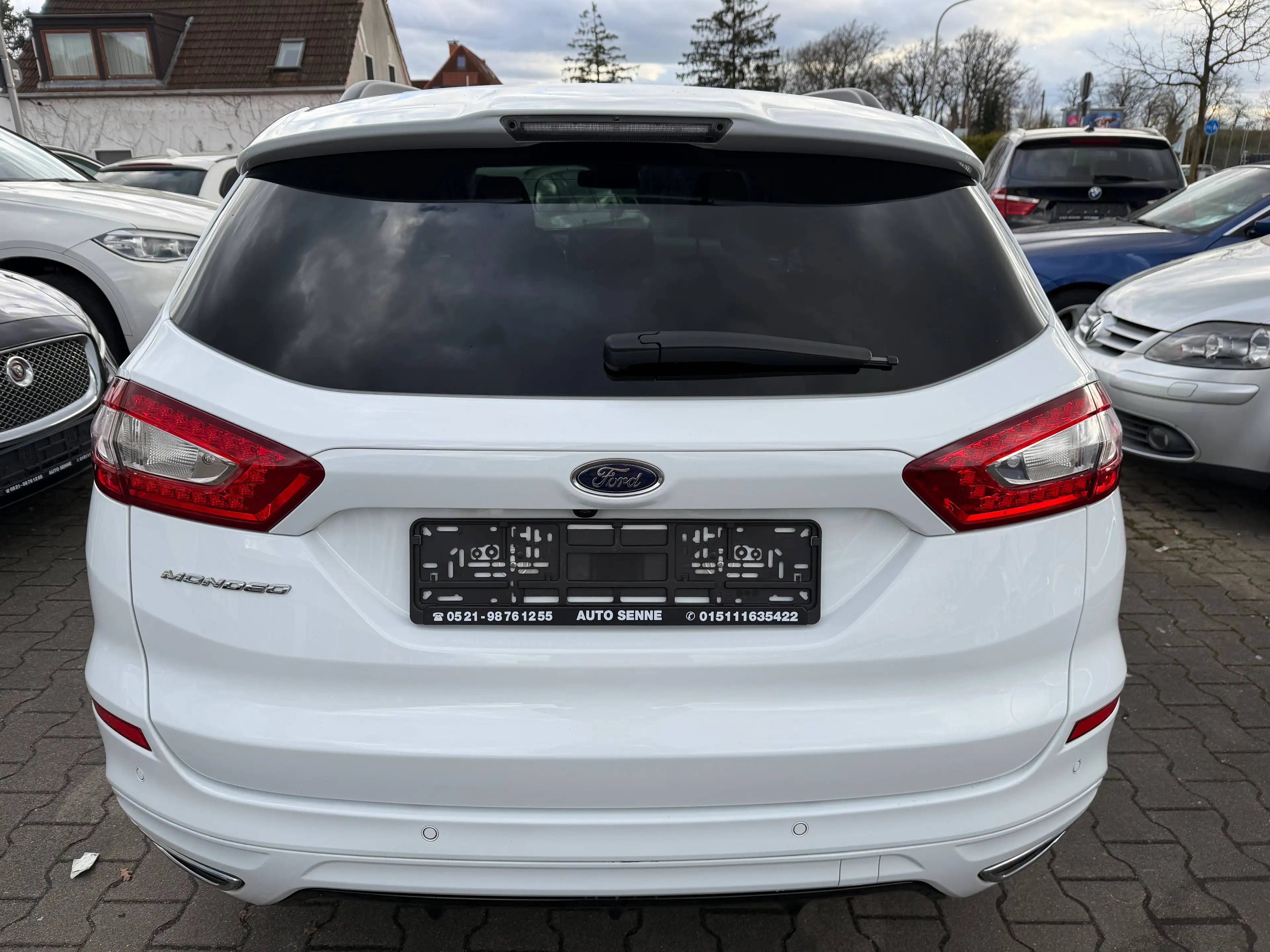 Ford Mondeo ST-Line~AWD~Automatik~Panorama~LED~Ahk — photo 6