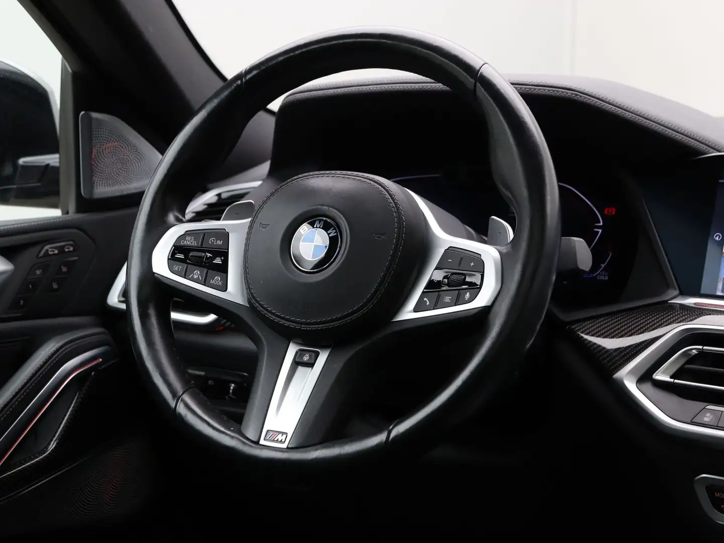 BMW X6 xDrive40i High Exe M-Sport Grijs - 2
