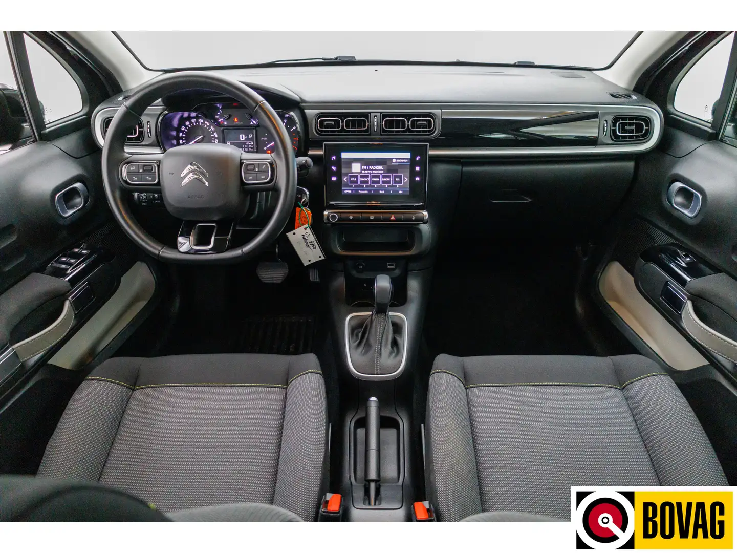 Citroen C3 1.2 110 pk Shine Automaat | Dashboardcamera | Crui Noir - 2